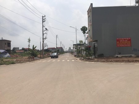 Bán gấp mảnh đất cực đẹp tại đường Lê Duẩn, Trung tâm TT Chũ, Lục Ngạn, BG DT 80m, MT 5m, 1.15 Tỷ