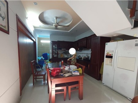 Đi đến slide 4