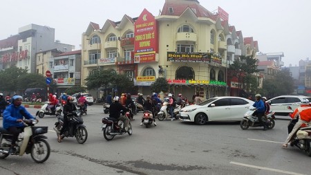 Đi đến slide 1