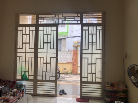 Bán 212m2 đất tặng nhà Huỳnh Tấn Phát Quận 7 giá thương lượng cho khách thiện chí