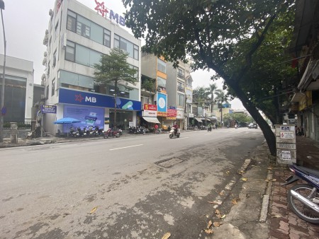 Cho thuê nhà mặt tiền Lê Duẩn, Hoàn Kiếm gí 40 triệu/tháng, có thương lượng, khu dân cư đông