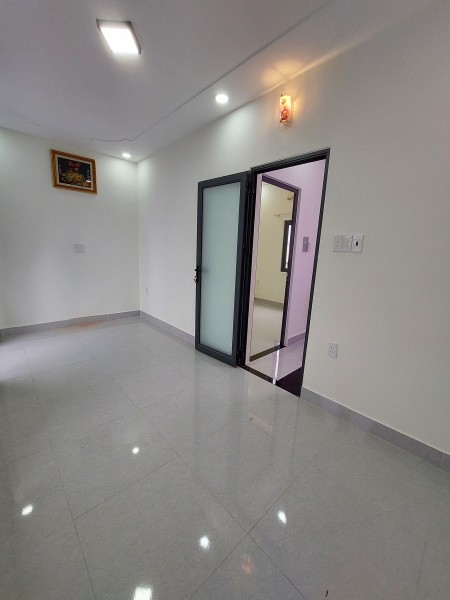 Bán nhà hẻm 8m Vườn Lài Tân Phú diện tích 64m2 giá rẻ chỉ 8.2 Tỷ liên hệ 0896721788