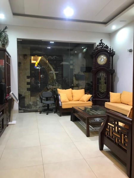 Nhà trung tâm Quận Thanh Xuân, giá bán 7.5 tỷ, ô tô vào nhà kinh doanh đỉnh, khu dân trí cao