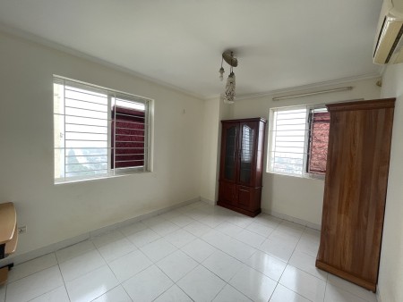Cho thuê căn hộ chung cư Ciputra diện tích sử dụng 86m², 3 phòng ngủ tầng 12 căn góc