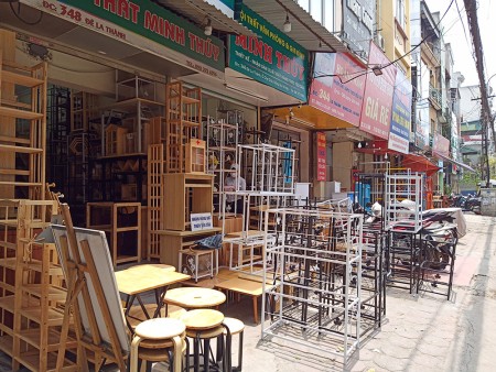 Nhà đẹp siêu hiếm mặt đường Đê La Thành, Đang cho thuê kinh doanh đồ gỗ