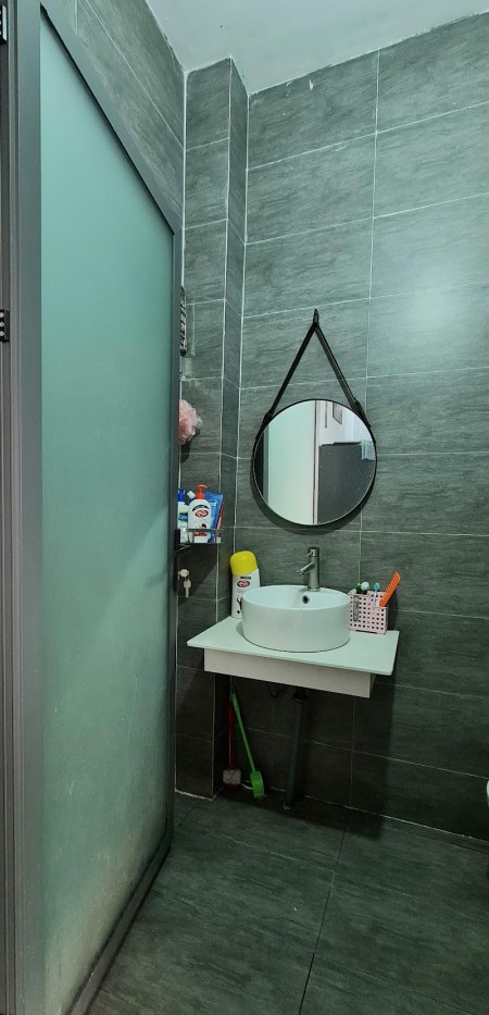 Bán nhà HXH đường Nguyễn Hữu Tiến Tân Phú Giá Rẻ diện tích sử dụng 25m2, 2 lầu, chỉ 2tỷ7