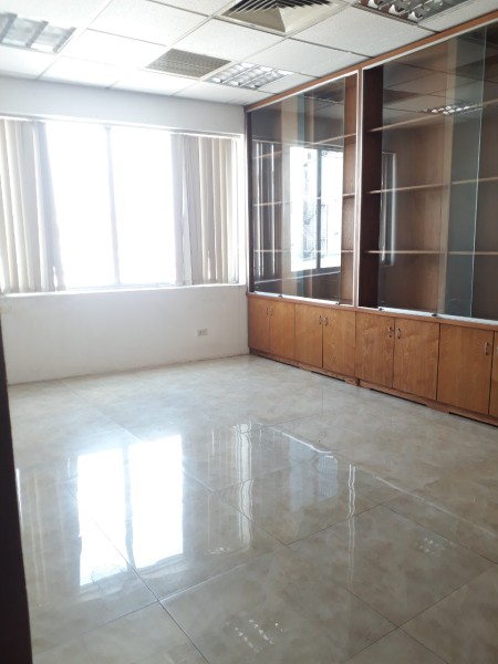 Cho thuê căn phòng tiện ích đầy đủ, diện tích sử dụng 65M2, 20M2 view đẹp, giá rẻ pháp lý đủ