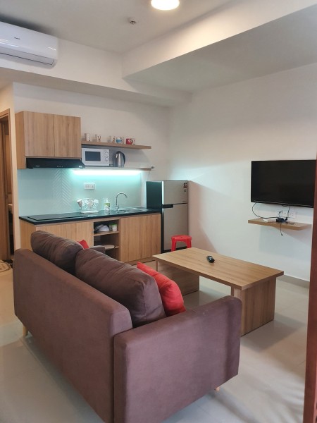 Cho thuê căn Studio Sunrise City View, 38m2, giá thuê 11 triệu, Full nội thất; LH 0878162162