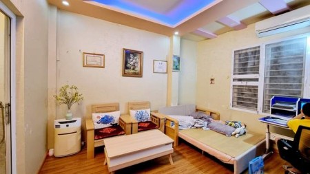 Bán nhà đường Hồ Tùng Mậu, Mai Dịch, sổ đỏ vuông đẹp, sẵn sàng giao dịch khu an ninh