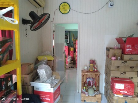 Nhà nguyên căn mặt tiền đường Nguyễn Du tiện kinh doanh làm việc chín chủ, không qua môi giới