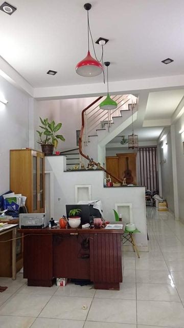 Bán nhà Lạc Long Quân, Quận Tân Bình khu dân cư sầm uất, xe qua lại nhiều, giá bán 6.8 tỷ