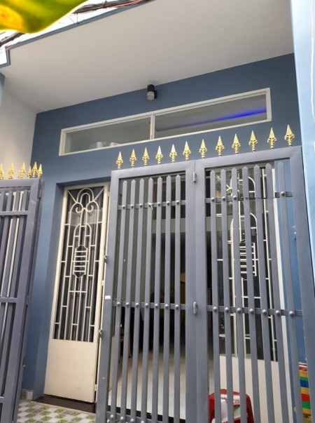Bán nhà Trần Văn Quang, diện tích sử dụng 24m2, 4x6m, nhà rộng giá rẻ, giá bán 2 tỷ 75