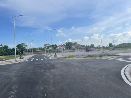 Chính chủ bán lô góc 2 mặt thoáng đẹp nhất dự án Tấn Đức JSC, sổ đỏ vĩnh viễn bàn giao ngay