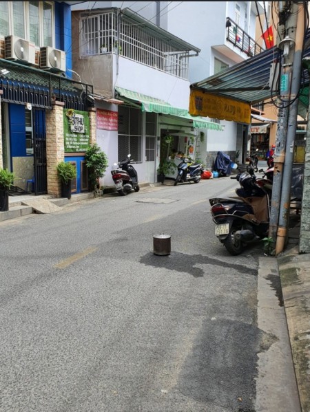 Bán GẤP nhà hẻm nhựa 6m Cô Giang, diện tích 4.1x24, 103m2, giá chỉ 14.5 tỷ thương lượng