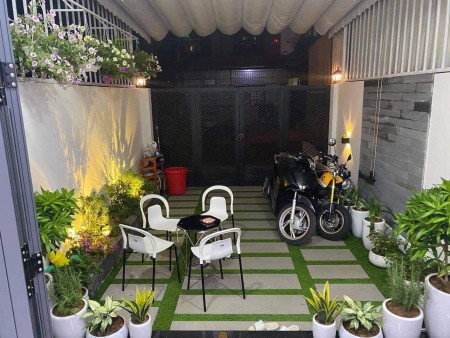 Bán nhanh mặt tiền đường Tùng Thiện Vương dọn vào ở ngay liên hệ 0776167402