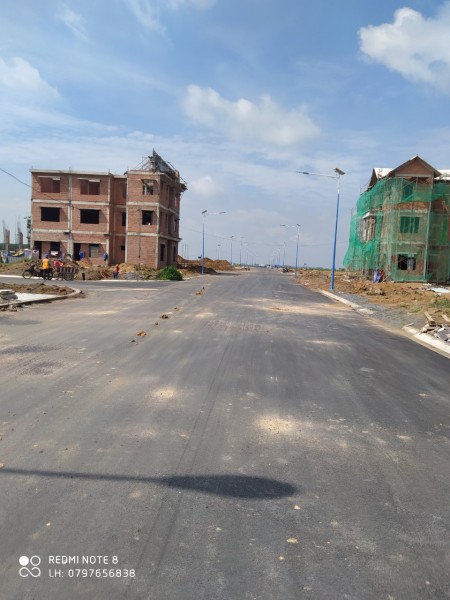 Bán lô đất biệt thự 306 m2 ngay sân bay Long Thành, giá 15,5 tr/m2, hỗ trợ vay ngân hàng
