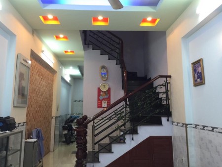 (Gò Vấp)Nhà đẹp, gấp bán, vị trí sát mặt tiền, Nguyễn Thái Sơn, dtsd 48m2, 3 tầng, gi 5.18 tỷ