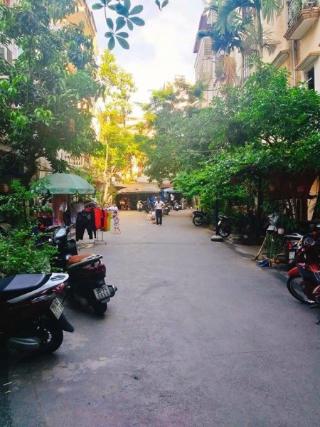 Bán nhà Văn Hương, Hàng Bột diện tích sử dụng 35m2, giá bán 2.6 tỷ lhcc 0961928336