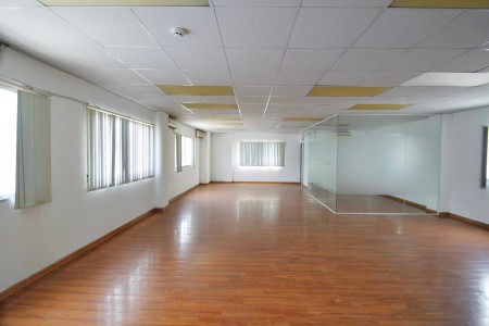 Văn phòng cho thuê 51 Võ Văn Tần, Quân 3 diện tích sử dụng 100m2 giá cho thuê 39.5 triệu