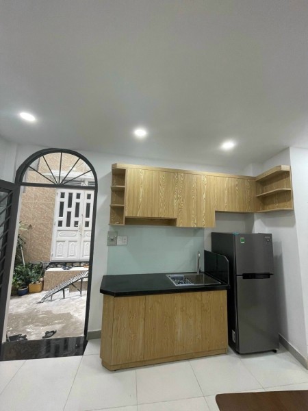 Bán nhà Thanh Đa, hiện đại sang trọng, hàng hiếm kiếm đâu ra, 1 trệt, 2 lầu đúc kiên cố