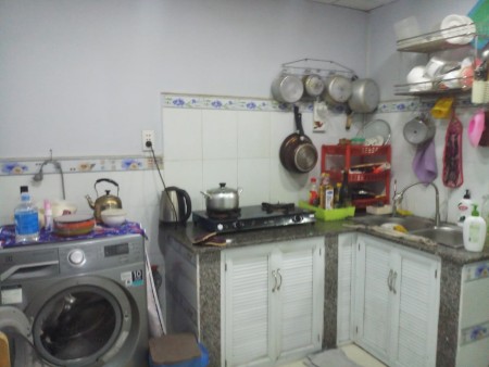 Bán nhà Tân Thới Hiệp 21, diện tích 32m2(4m x 8m), giá bán chỉ 2.75 tỷ sổ hồng riêng chính chủ