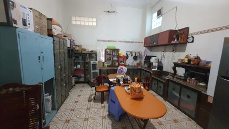 (Bình Thạnh)bán nhà bự, hẻm xe hơi thông, Quốc lộ 13, diện tích 80m2, 4 tầng, giá 9.9 tỷ