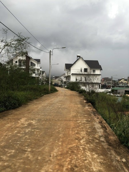 Bán nhanh đất 2 mặt tiền Ngô Gia Tự phường 12, giá bán 6 tỷ 8, diện tích sử dụng 222m2