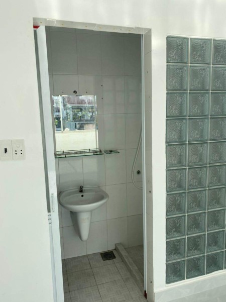 Cần bán gấp nhà hẻm xe hơi giá tốt, có lời ngay khi mua giá bán 11.2 tỷ thương lượng