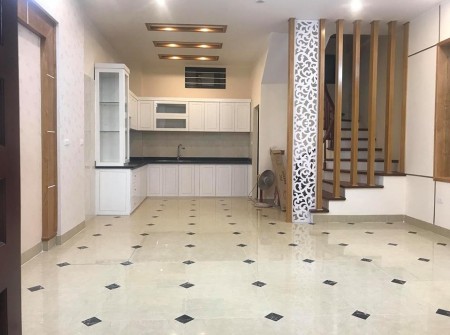 Cần chia tài sản BÁN GẤP NHÀ Tôn Đức Thắng 40m mặt tiền 3,5m ở trong ngõ giá 3,8 Tỷ