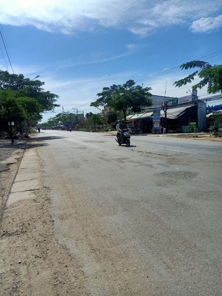 Đất nền khu dân cư Tân Kim diện tích sử dụng 107m2 giá 1.52 tỷ, thương lượng, lh 0359323579
