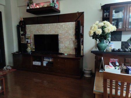 Chính chủ cần bán căn hộ 2 phòng ngủ trung tâm Cầu Giấy giá bán chỉ 1,9 tỷ sổ sẵn
