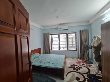 Phân Lô, Ôtô Nguyễn Sơn Long Biên nhà đẹp full nội thất 35m2, 5T, Mt 4m hơn 3 tỷ.