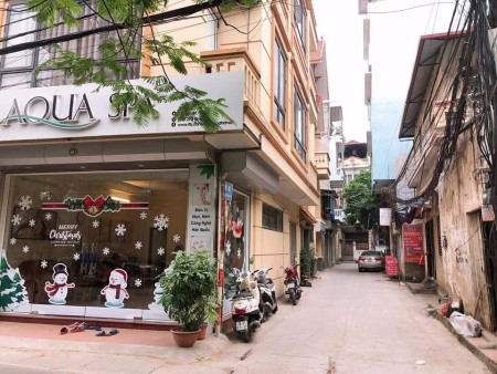 Bán nhà nguyên căn Xuân Thủy diện tích sử dụng 45m2 đúc 6 tầng giá bán 14 tỷ, lhcc