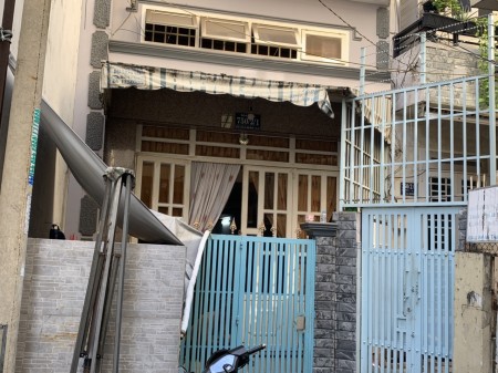 Cần tiền bán gấp nhà nguyên căn Quận 4 diện tích sử dụng (3,2x18) có nở hậu sổ sẵn