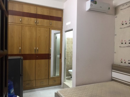 Cho thuê phòng Bạch Đằng hẻm xe hơi full nội thất lầu 1 giá chỉ 3,5 triệu