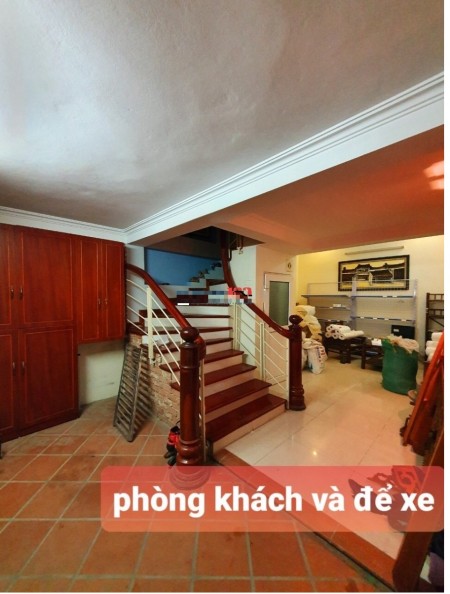 Cho thuê nhà 75 Phú Diễn, diện tích sử dụng 38m2 đúc 5 tầng, ô tô vào tận cửa giá 10 triệu/tháng