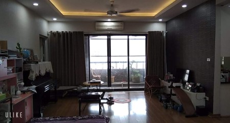 Cho thuê căn hộ chung cư Quận Hoàng Mai diện tích139m2 LH 0913553475