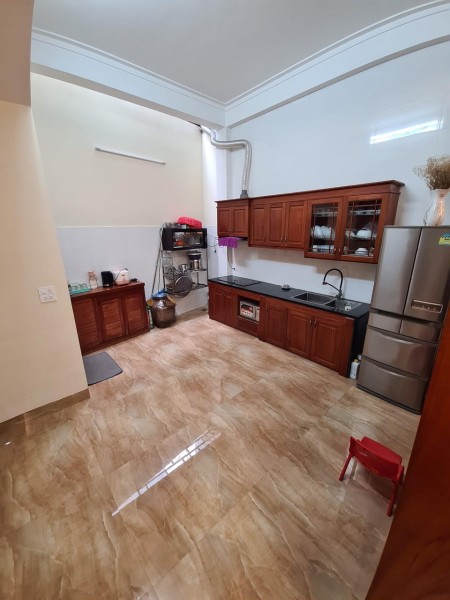 Bán nhà nguyên căn Mỹ Đình nhà đẹp, ở luôn, an ninh đỉnh,20m ra mặt phố, 59m2, giá 5 tỷ
