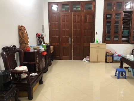 Bán Nhà Đình Thôn diện tích s30/37m2 6 tầng cách mặt ô tô 10m giá 4 tỷ lh 0826646655
