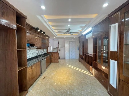 Cần bán nhà nguyên căn Nguyễn Ngọc Nại, ô tô đỗ cửa, khu an ninh, dân tri cao, tiện ích đủ