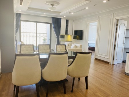 Cho thuê căn hộ 2 phòng ngủ view nội khu tại Symphony, Long Biên. S:60m2. Full nội thất. Giá 10tr