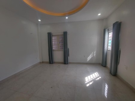 Bán nhà Nguyễn Phúc Chu, Phường 15, Quận Tân Bình, dtsd 90m2, giá bán nhanh 7.1 tỷ