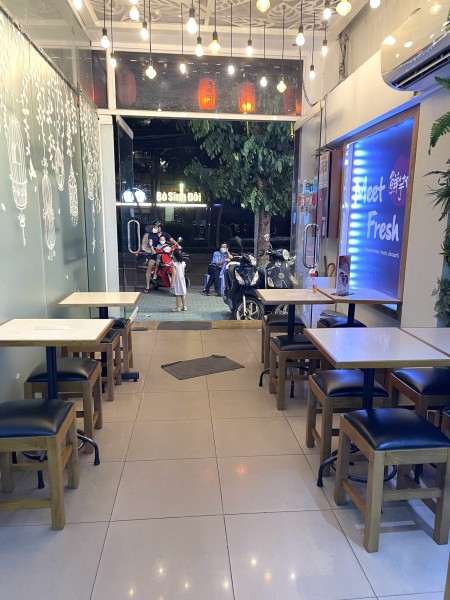 Cho thuê mặt bằng diện tích sử dụng 64m2 mặt tiền 181 Phan Xích Long P7 Quận Phú Nhuận