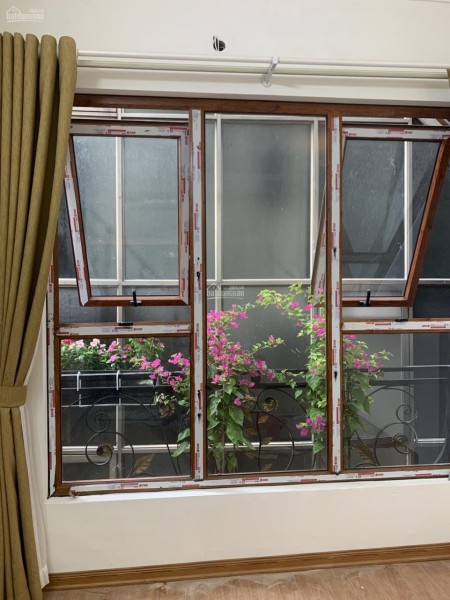 Cần bán nhà nguyên căn Đại La, diện tích sử dụng 30m2, giá bán chỉ 5.15 tỷ đúc 5 tầng