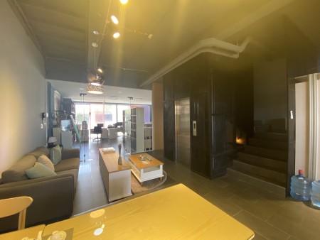 Cho thuê Shophouse mặt tiền đường Nguyễn Cơ Thạch gía cho thuê 6300$.