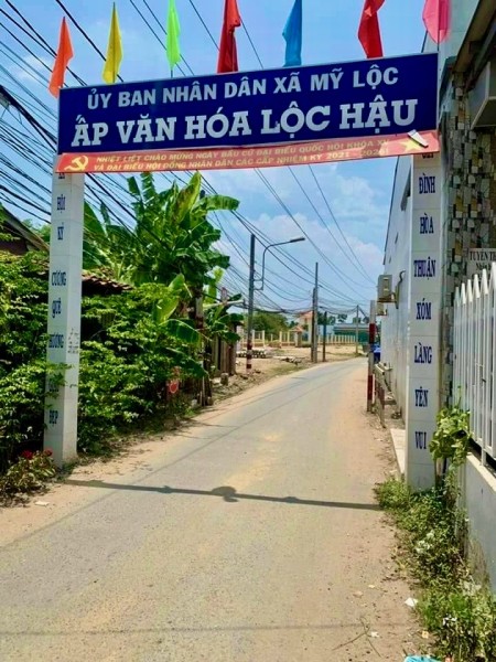 Bán gấp lô đất diện tích 110m2 tại x.Mỹ Lộc, Cần Giuộc, Long An pháp lý đầy đủ giá 750 tr.