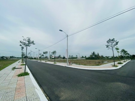 Siêu phẩm đất nền trung tâm thành phố Tân An, liên hệ 0857427029, sổ hồng riêng chính chủ