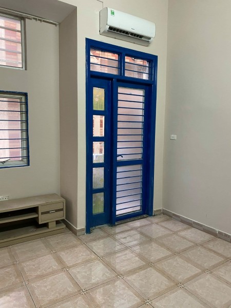 Nhà 62m2, 4 tầng đúc mt 6m mặt ngõ ô to Trần Khát Chân, trung tâm Hai Bà Trưng, hơn 5 tỷ