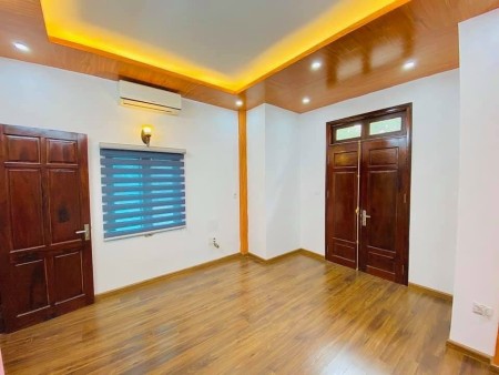 Bán nhà đẹp giá rẻ đón Tết, giá bán chỉ 3.9 tỷ có nhà Võ Chí Công diện tích sử dụng 42m2
