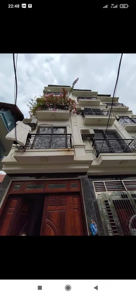Bán nhà 5 tầng Thạch Bàn, đường trước nhà 2 ô tô đỗ, lô góc thoáng vĩnh viễn.